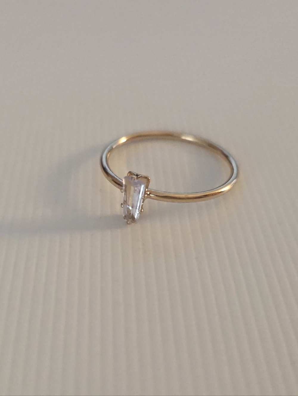 🔷️ Gold Minimalist Baguette Solitaire Ring - Women Jewelry Size 7 NWT